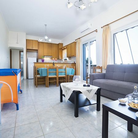 Stavrós Skamagkas G. Apartments מראה חיצוני תמונה